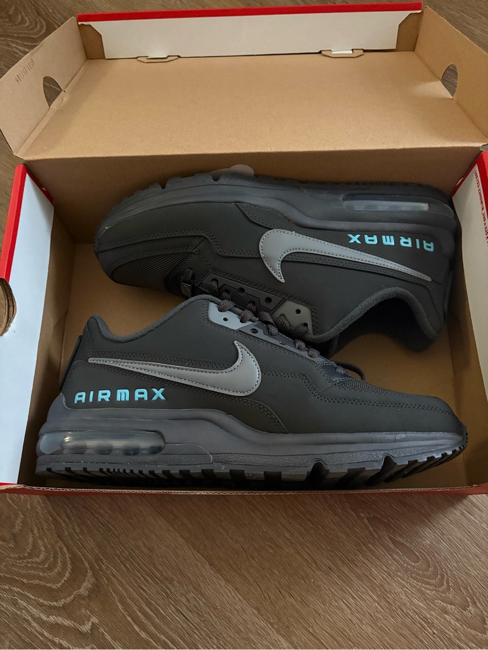 Nike Men's Black and Gray Air Max Sneakers with Teal Accents